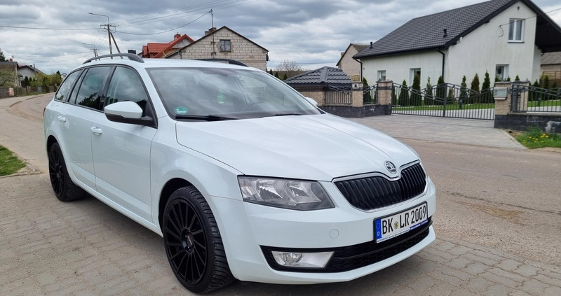 Skoda Octavia cena 31900 przebieg: 275000, rok produkcji 2015 z Zator małe 562